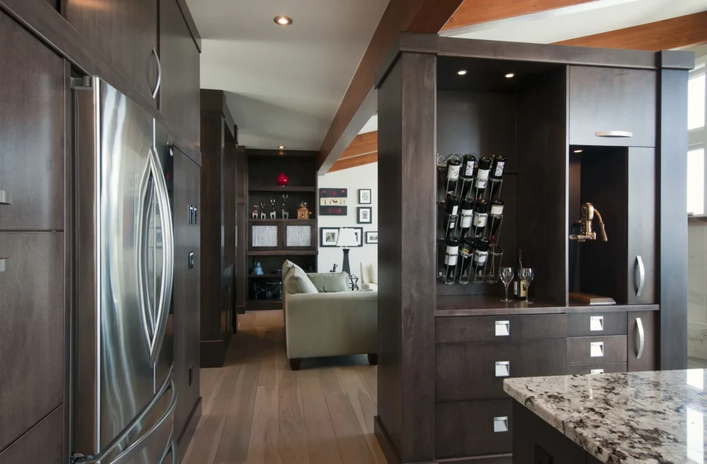Falcon Heights - Beach Life - entertaining kitchen