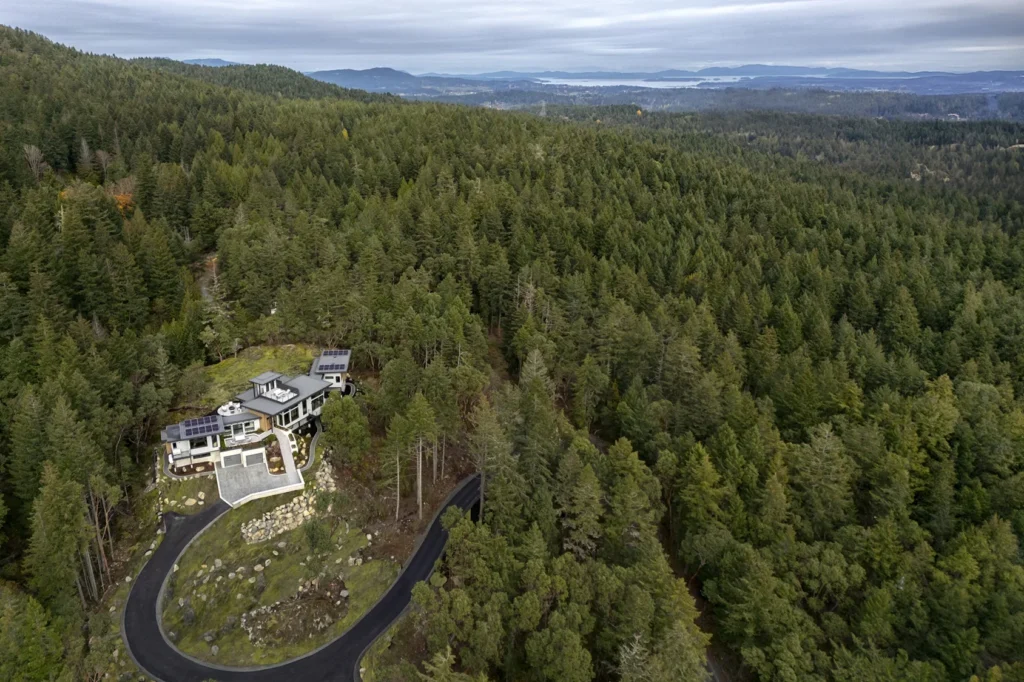 Falcon Heights - The Perch - eco-sensitive site